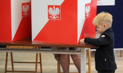 Изгоря избирателна секция в Полша - 1