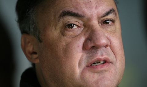 Димитър Бербатов зададе куп неудобни въпроси към Борислав Михайлов по аферата #ДанТанГейт - 1