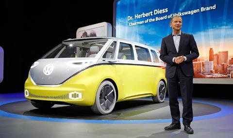 Шефът на VW обяви Tesla за заплаха - 1
