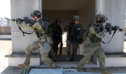 Южнокорейското разузнаване: Около 2000 севернокорейски войници са загинали в руско-украинския конфликт - 1