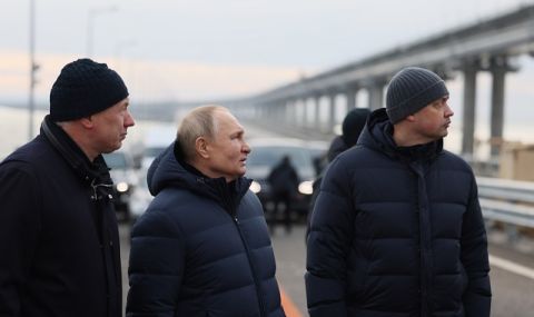 Владимир Путин шофира автомобил по Кримския мост (ВИДЕО) - 1
