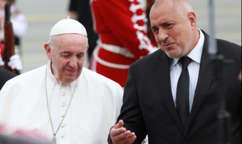 Борисов: Папата отслужи литургията с омофора, който аз му подарих - 1
