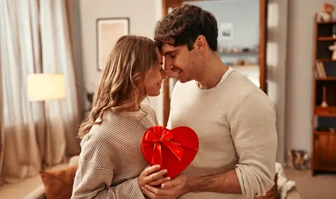 Професионален сватовник посочи най-влиятелния цвят в любовта - 1