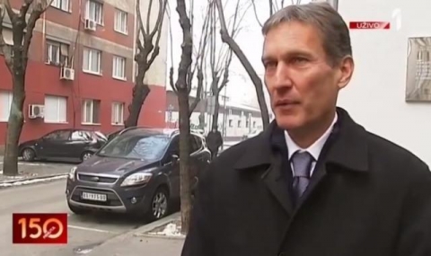 Бивш сръбски министър отрече да е &quot;гладен и бездомен&quot; - 1