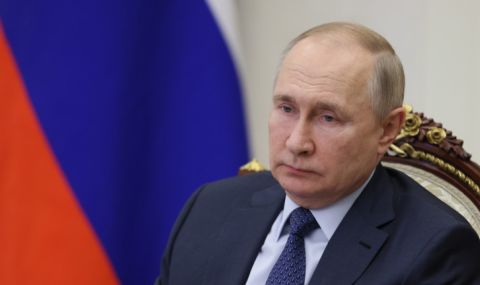 Владимир Путин инспектира щаба на въоръжените сили, участващи в инвазията в Украйна - 1
