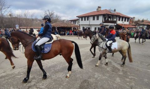 Парад на конете в Арбанаси за Тодоровден - 1