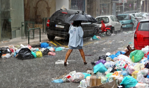 Бедствие с боклука в Атина - 1