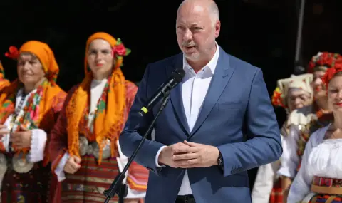 Желязков: На събора в Копривщица с песен, танц, слово и облекло показваме духа на българина и нашата традиция - 1
