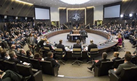 Каракачанов е на форум на НАТО в Брюксел - 1