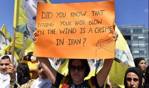 ООН: Иран трябва да прекрати "ненужната употреба на сила" срещу протестиращи  - 1