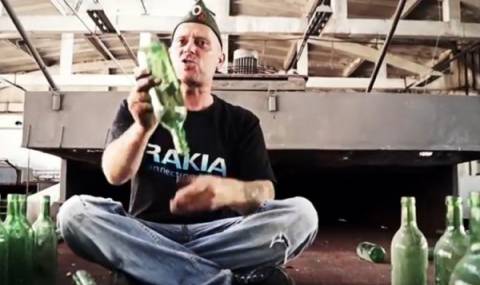 Британец, любител на ракията, иска политическо убежище в България - 1