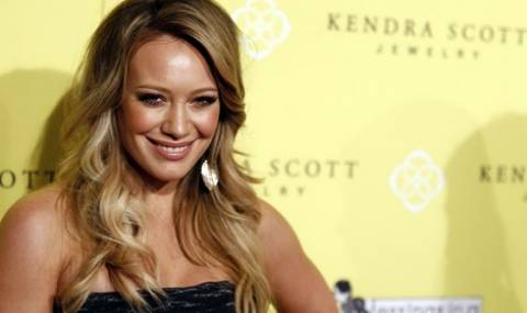 Хилари Дъф е карък в любовта - 1