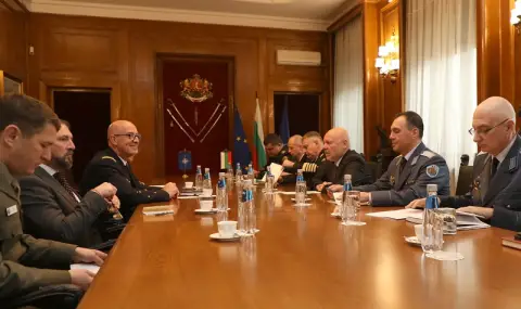 Тодор Тагарев се срещна с генерал Филип Лавин - Върховен командващ на Съюзното командване по трансформацията на НАТО - 1