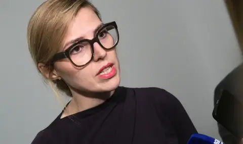 Велислава Петрова: България няма да приеме преначертаване на граници със сила