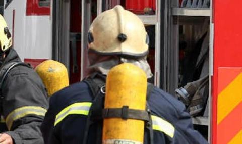 Пожар изпепели магазин за дрехи в Берковица - 1