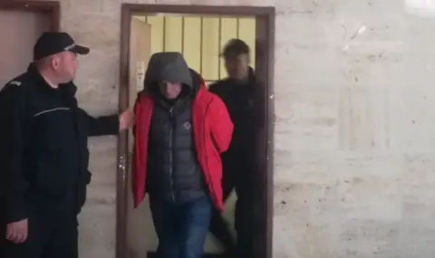 Съдът пусна под домашен арест граничните полицаи, взели подкуп от албанци на ГКПП-"Гюешево" - 1