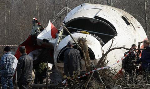 Полша: Путин да поеме отговорност за катастрофата край Смоленск - 1