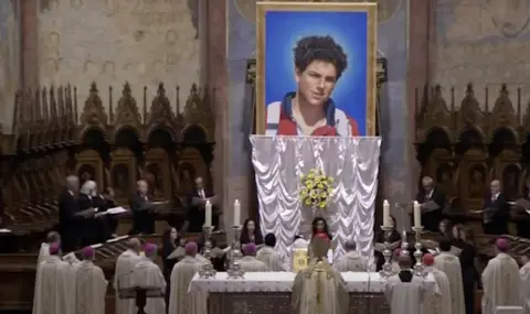 Починал италиански тийнейджър ще бъде признат за светец (ВИДЕО) - 1