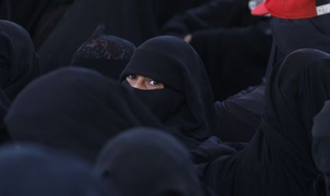 ООН призова талибаните да премахнат незабавно "потисническите ограничения" срещу момичета и жени в Афганистан - 1