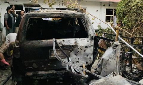 Ракетният удар в Кабул - дрон на САЩ срещу кола с терористи на ДАЕШ - 1