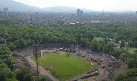 Актуални кадри от реконструкцията на стадион „Българска армия“ (ВИДЕО)
