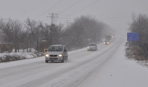 Суворово обяви бедствено положение заради снега - 1