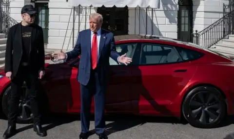 Donald Trump bought a Tesla from Elon Musk  - 1