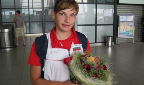 Габриела Петрова стана европейска шампионка на троен скок - 1