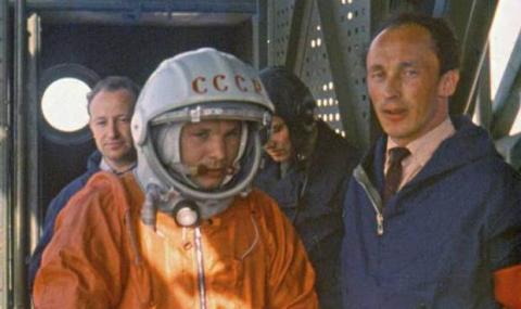 12 април 1961 г. Юрий Гагарин покори космоса - 1