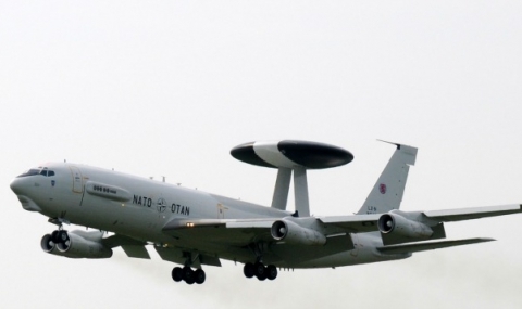 НАТО изпраща разузнавателни самолети срещу „Ислямска държава“ - 1
