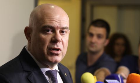 Иван Гешев: Това, което някои наричат "реформа", се оказа разруха - 1