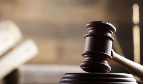 Изправят пред съд двама френски журналисти - 1