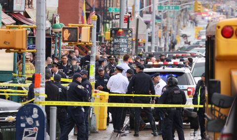 Расте броят на жертвите на стрелбата в метрото в Ню Йорк - 1