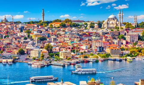 Над 1600 служители в Истанбулската община са имали връзки с терористични организации - 1