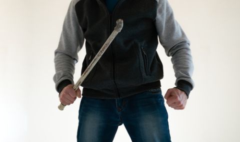 Масовият бой с бухалки в Пловдив започнал след конфликт пред затвора (ВИДЕО) - 1