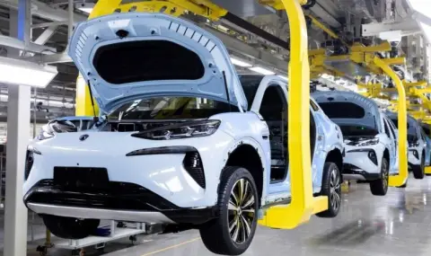 Сериозен спад в продажбата на китайски коли - 1