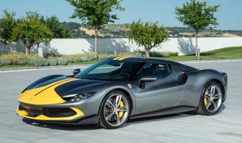 Проблемите на богатите: Трябва да чакате поне две години за ново Ferrari - 1