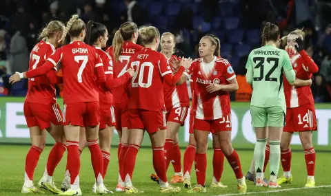 Баварският колос доминира и при дамите: Женският Байерн с десета поредна победа и подкрепа за Лена Обердорф - 1