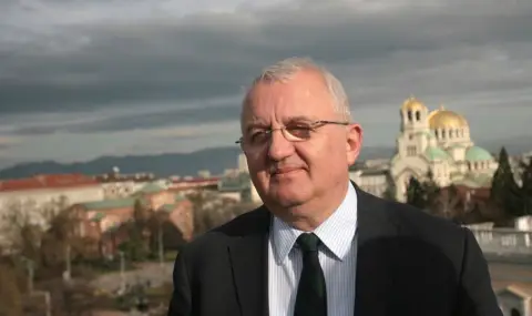 Доц. Румен Драганов: Вечеря за двама с вино в Гърция струва 104 евро, в България – 75 евро - 1