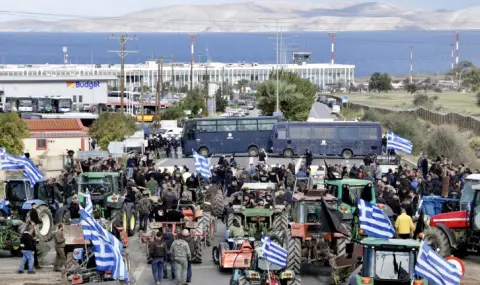 МВР предупреди за възможни затруднения при преминаването на товарни автомобили на граничните пунктове с Гърция