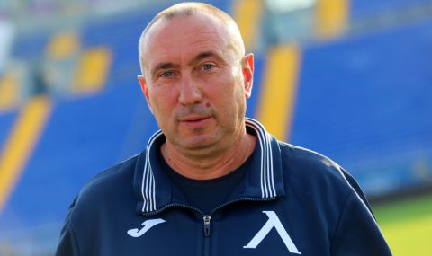 Станимир Стоилов е вариант за нов треньор на АПОЕЛ Никозия - 1