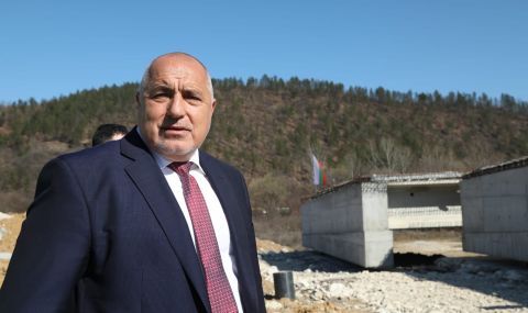 Борисов пред влогър: Диктаторът Румен Радев самолично си назначи правителство (ВИДЕО) - 1