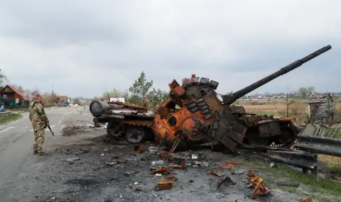 Русия предприе най-мащабната си танкова офанзива в Украйна, тя завърши с клане - 1