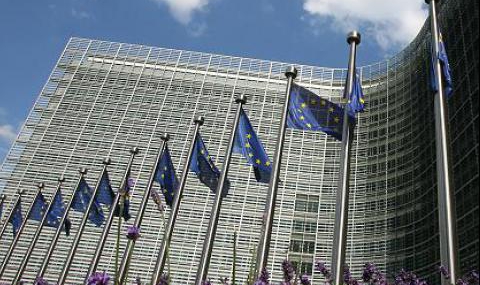 Евробарометър: 40% от българите са запознати с правата си като граждани на ЕС - 1