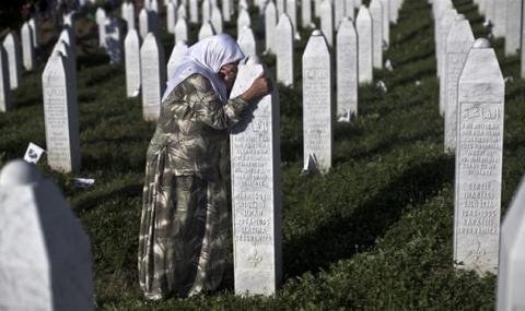 Издирват с детектори масови гробове в Сърбия и Косово - 1