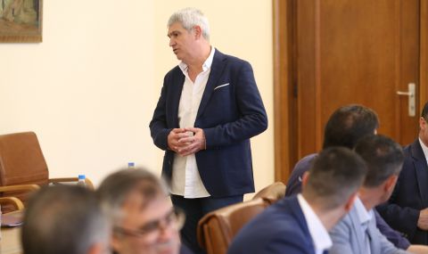 Пламен Димитров за мораториума: Несериозно и незаконно - 1