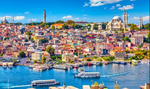 30 милиона туристи са посетили Турция за осем месеца - 1