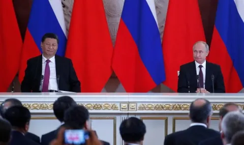 Важна среща в Бишкек! Владимир Путин разговаря с китайския си колега Си Цзинпин в рамките на срещата на върха на ШОС 