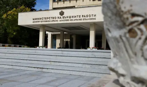 Заради смъртта на Навални: Външното ни министeрство е извикало на среща временно управляващия Посолството на Русия  - 1