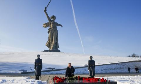 Русия почете героите от Сталинград (СНИМКИ) - 1